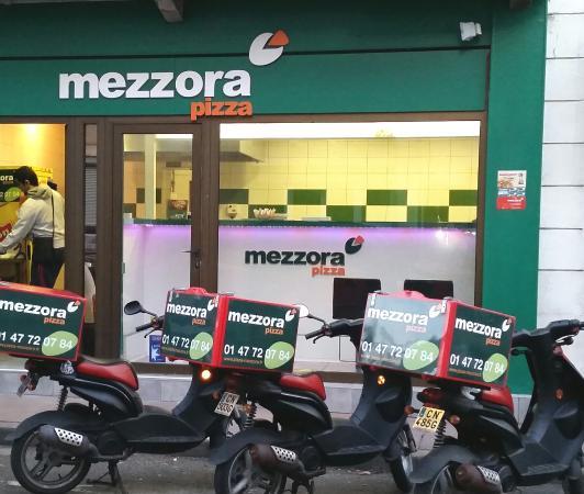 Pizza Mezzora